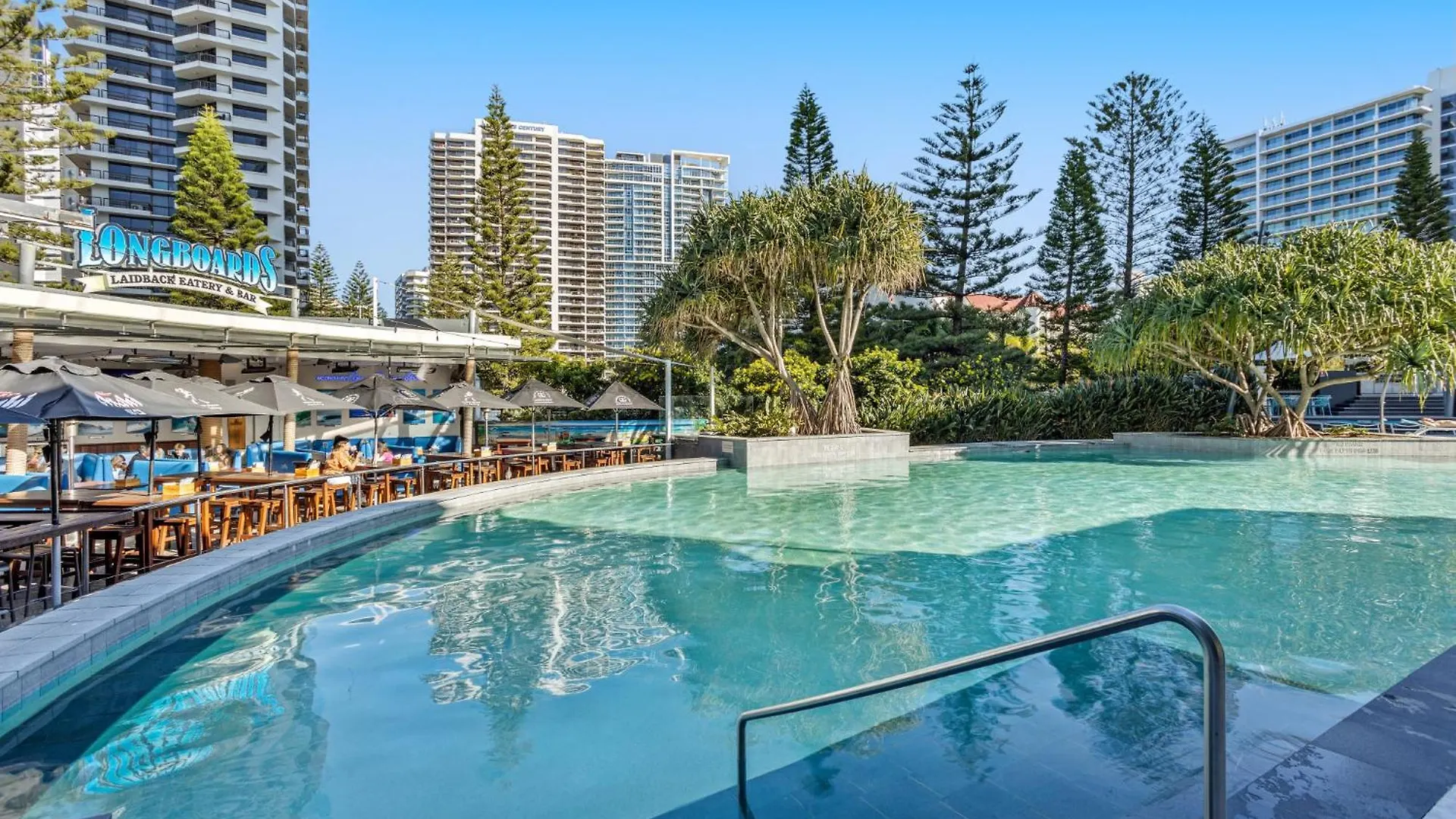 Sunny Resort With Pool Games Room & Gym Gold Coast Australia